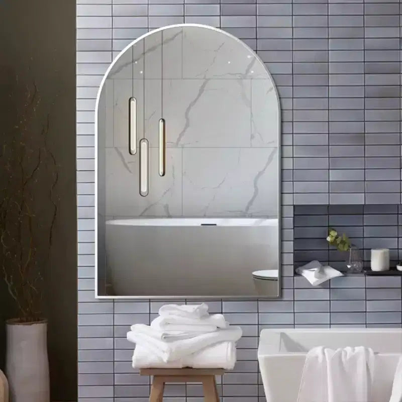 Miroir Mural de Salle de Bain Argenté à Arche - Cadre Métallique