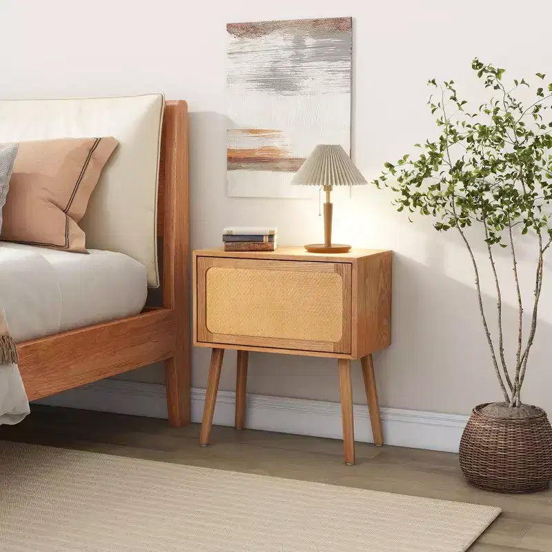 Table de chevet rotative de 22 pouces avec rangement caché, style moderne du milieu du siècle, pieds en rotin et bois, idéale pour les chambres, finition naturelle