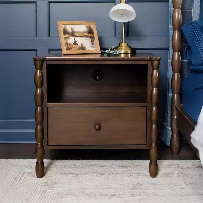 Table de chevet Cubby avec 1 tiroir et prise électrique
